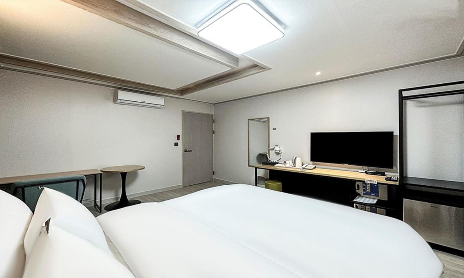 Gumi Time Hotel Ngoại thất bức ảnh
