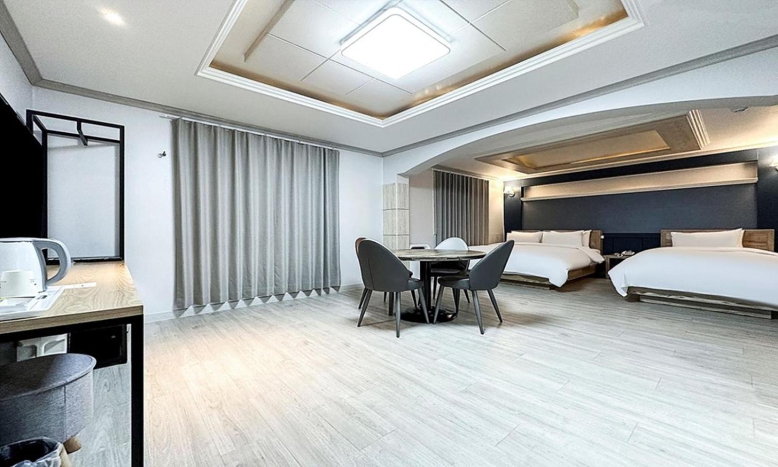 Gumi Time Hotel Ngoại thất bức ảnh
