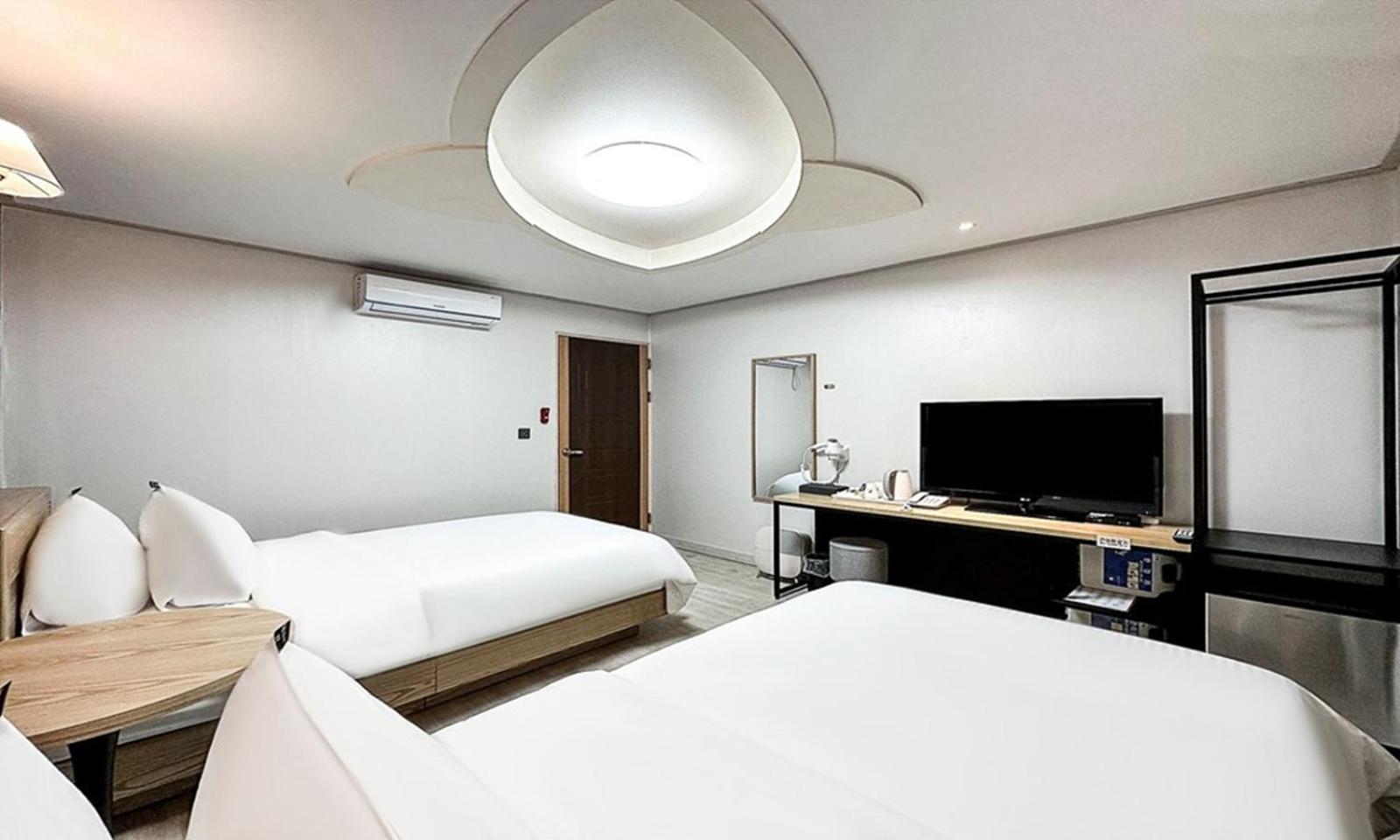 Gumi Time Hotel Ngoại thất bức ảnh
